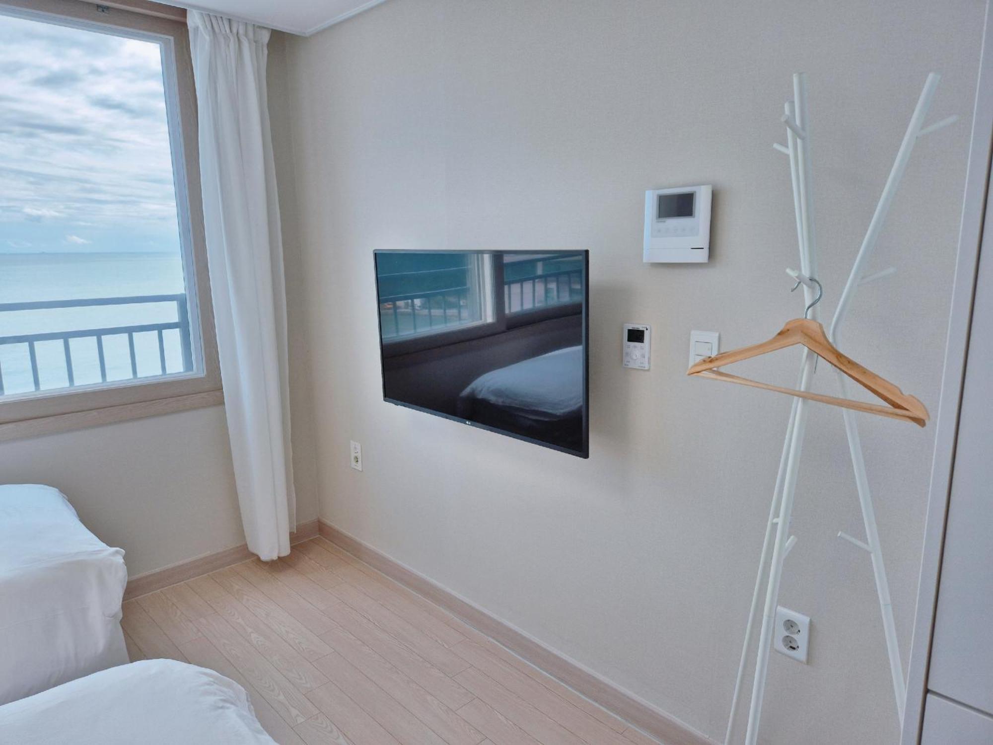 The First Ocean Songjeong Hotel Busan Exterior photo